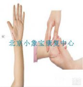 小儿推拿的基本手法